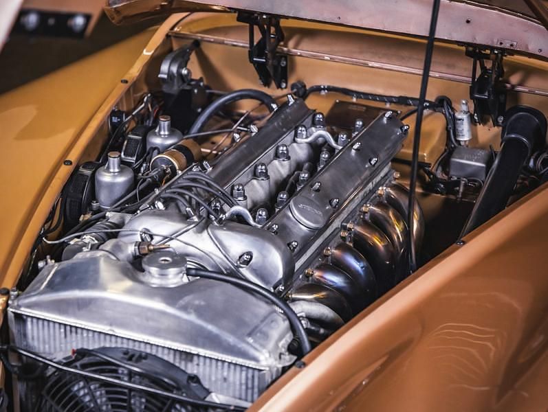 Käytetty Jaguar XK 211 HP (155 kW) 1952 Avoauto