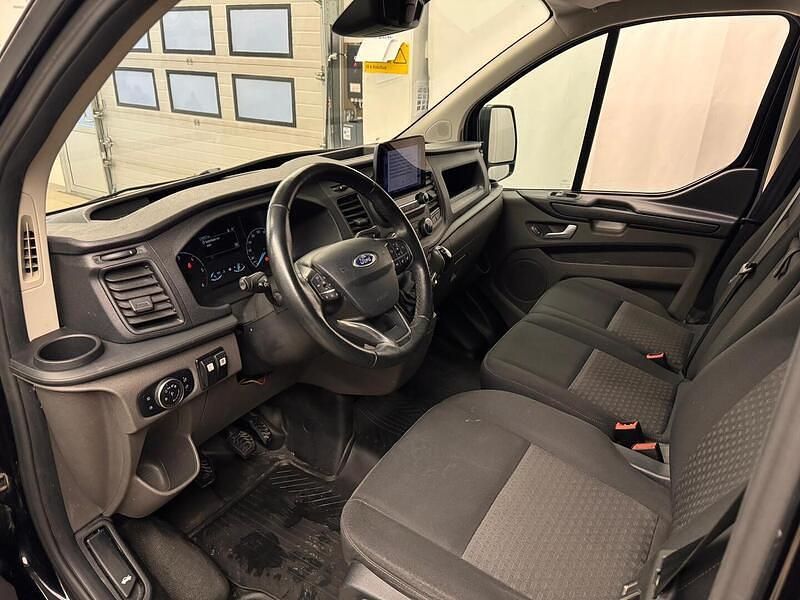 Käytetty Ford Transit Custom Trend 131 HP (96 kW) 2021 Musta Van