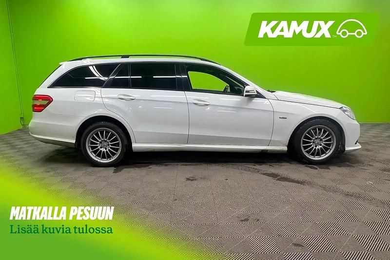 Käytetty Mercedes E250 Business 204 HP (150 kW) 2010 Valkoinen Farmari