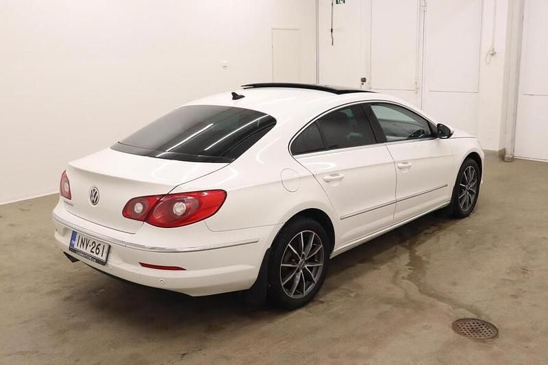 Käytetty VW Passat 200 HP (147 kW) 2010 Coupe - kaksiovinen
