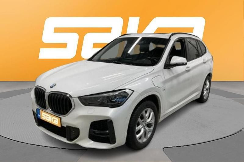 Käytetty BMW X1 M Sport 220 HP (161 kW) 2022 Katumaasturi