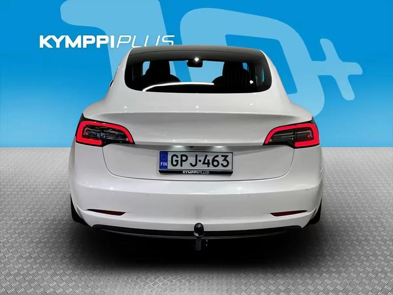 Käytetty Tesla Model 3 Standard Range Plus 239 kW (325 HP) 2020 Sedan