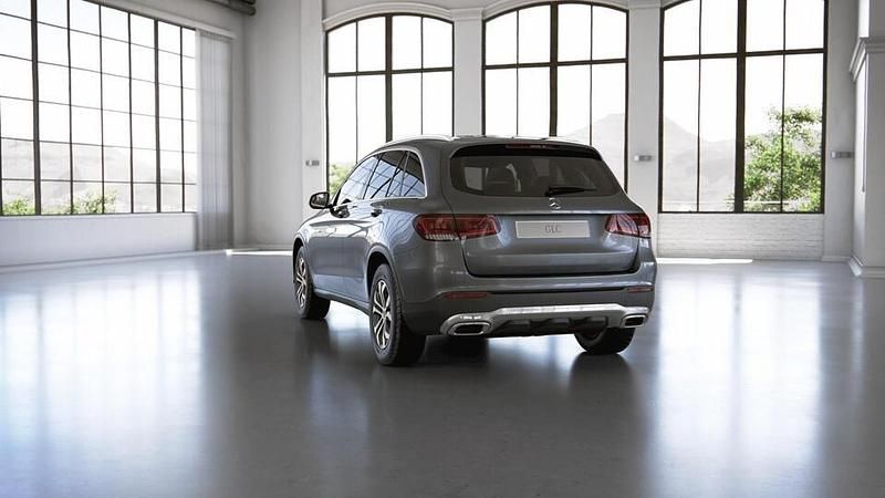 Käytetty Mercedes GLC220 197 HP (144 kW) 2022 Katumaasturi