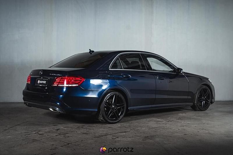 Käytetty Mercedes E300 AMG line 204 HP (150 kW) 2014 Sedan