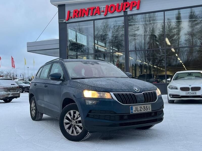 Käytetty Skoda Karoq Business Line 150 HP (110 kW) 2020 Katumaasturi