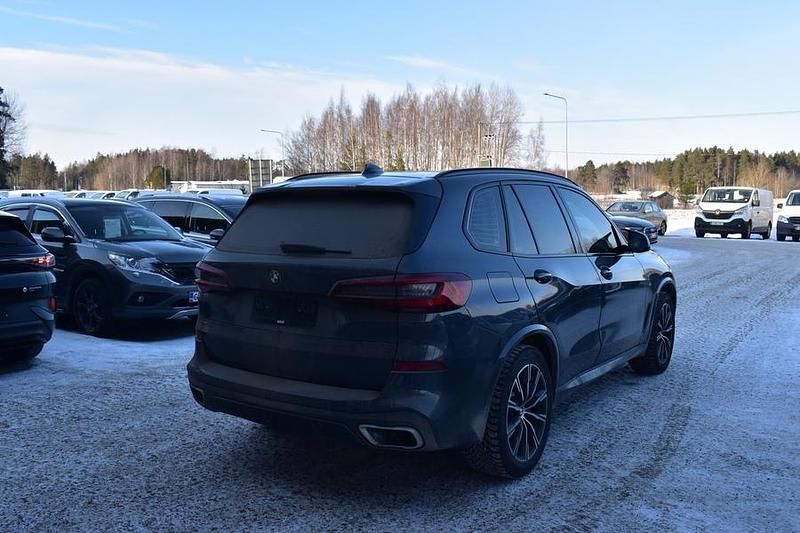 Käytetty BMW X5 Comfort Edition 394 HP (289 kW) 2020 Katumaasturi