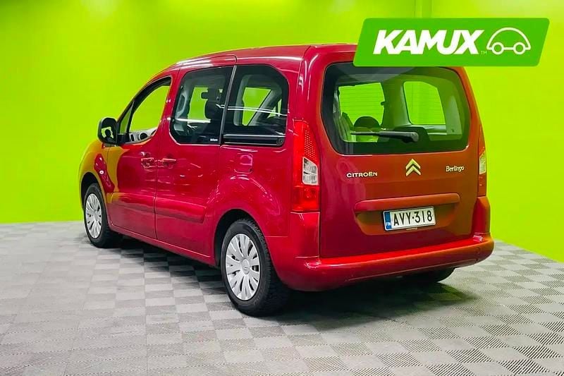 Käytetty Citroën Berlingo 90 HP (66 kW) 2010 Punainen Tila-auto