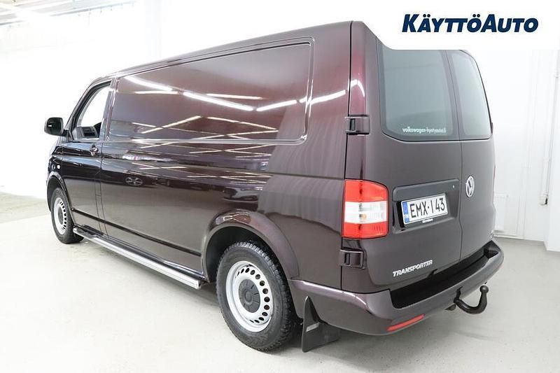 Käytetty VW T5 180 HP (132 kW) 2014 Violetti Van