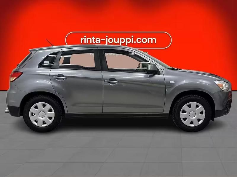 Käytetty Mitsubishi ASX Inform 117 HP (86 kW) 2012 Katumaasturi