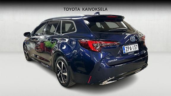 Käytetty Toyota Corolla Anniversary 140 HP (102 kW) 2024 Met. sininen Farmari