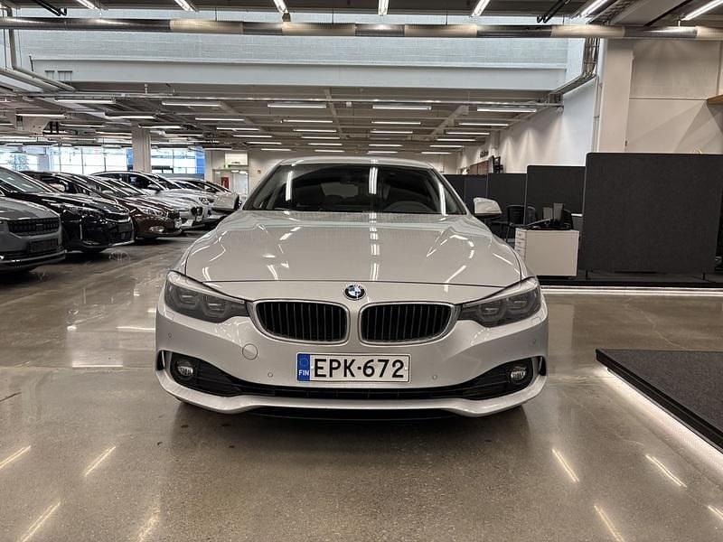 Käytetty BMW 420 Exclusive 184 HP (135 kW) 2018 Hopea Coupe - kaksiovinen