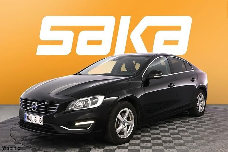 Käytetty Volvo S60 Business Edition 120 HP (88 kW) 2015 Sedan