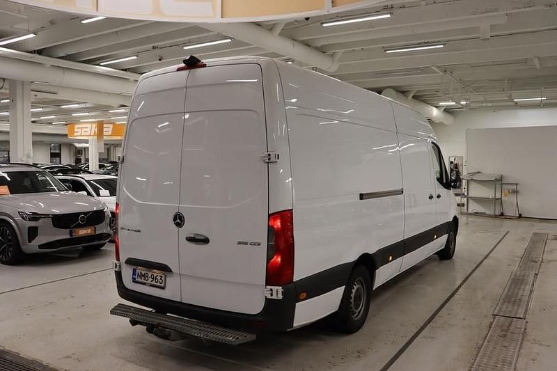 Käytetty Mercedes Sprinter 150 HP (110 kW) 2021 Van