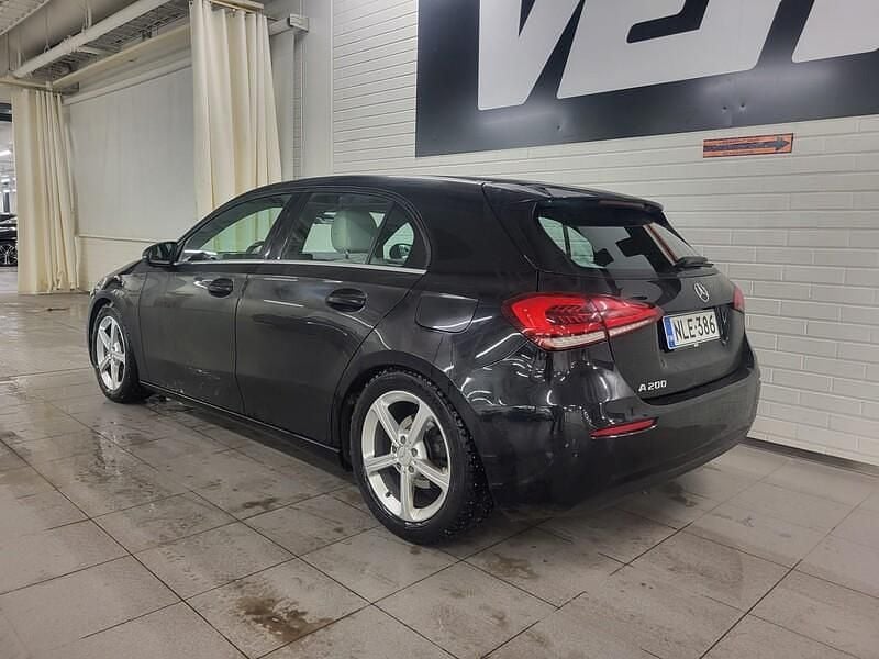 Käytetty Mercedes A200 Style 163 HP (119 kW) 2018 Viistoperä