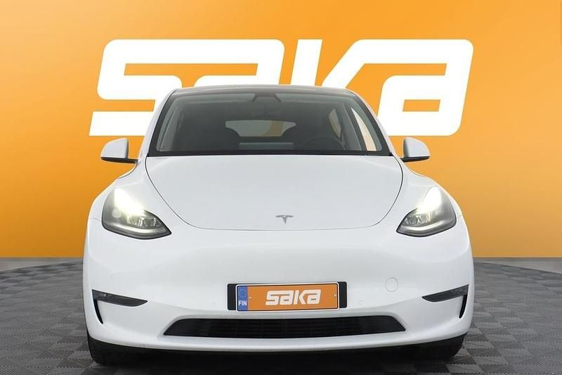 Käytetty Tesla Model Y 258 kW (351 HP) 2023 Katumaasturi