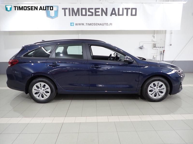 Käytetty Hyundai i30 Comfort 140 HP (102 kW) 2013 Valkoinen Farmari
