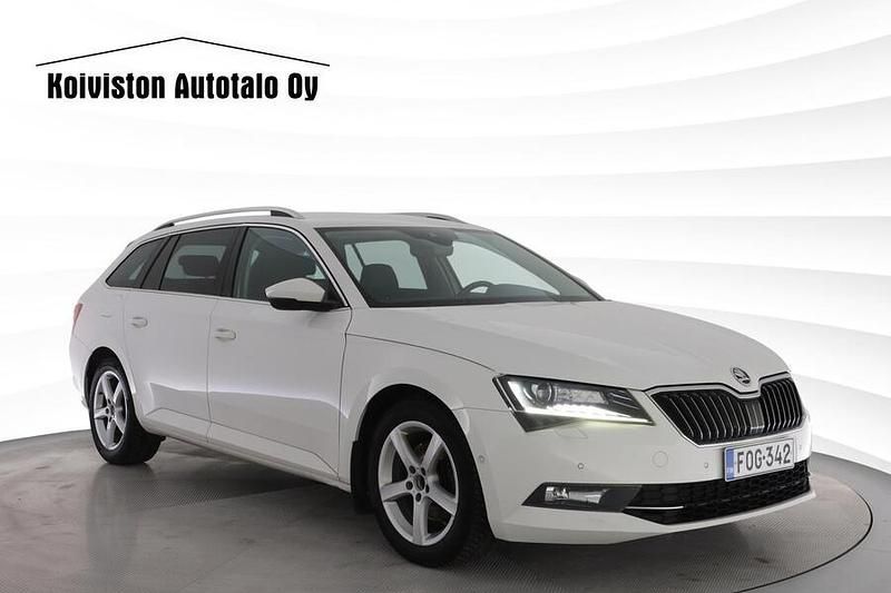 Käytetty 2016 Skoda Superb Farmari | 9 930 € (Perustarjous) - Kuva 1/4