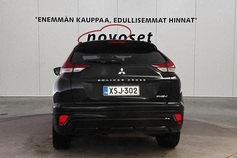 Käytetty Mitsubishi Eclipse Cross Instyle 180 HP (132 kW) 2022 Harmaa Katumaasturi