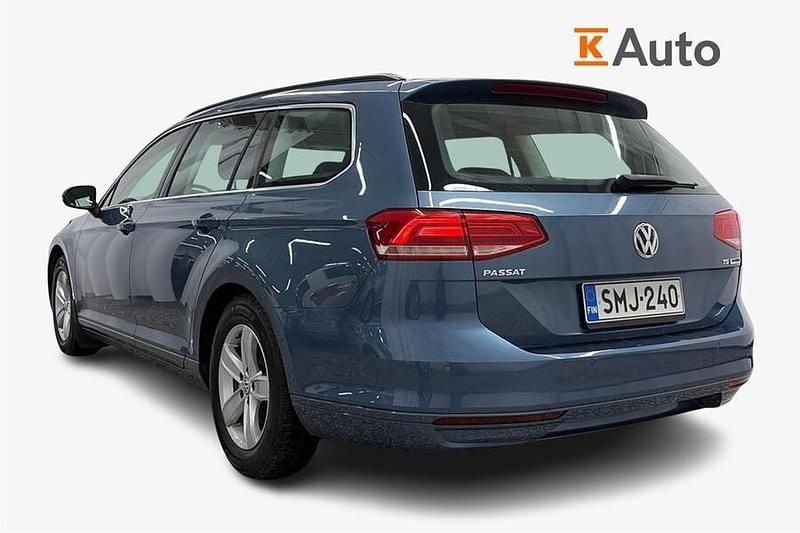 Käytetty VW Passat Comfortline 125 HP (91 kW) 2017 Sininen Farmari