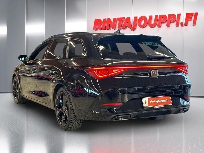 Käytetty Cupra Leon 150 HP (110 kW) 2024 Musta Farmari