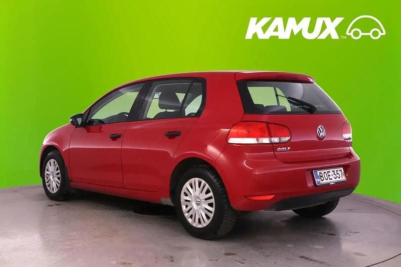 Käytetty VW Golf Trendline 80 HP (58 kW) 2010 Punainen Sedan