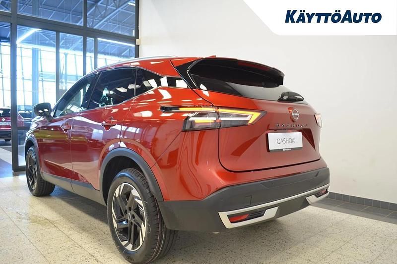 Uusi Nissan Qashqai N-Connecta 158 HP (116 kW) 2025 Reddish orange Katumaasturi