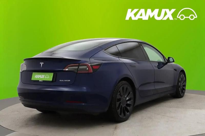 Käytetty Tesla Model 3 355 kW (483 HP) 2023 Sininen Sedan
