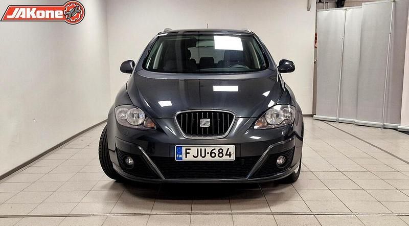 Käytetty Seat Altea Style 125 HP (91 kW) 2010 Katumaasturi