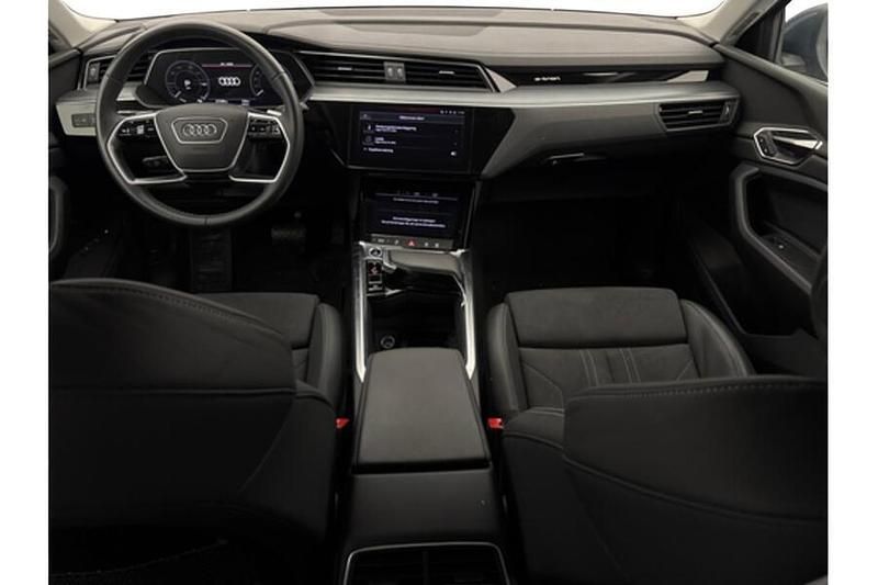 Käytetty Audi Q8 e-tron 300 kW (408 HP) 2024 Katumaasturi