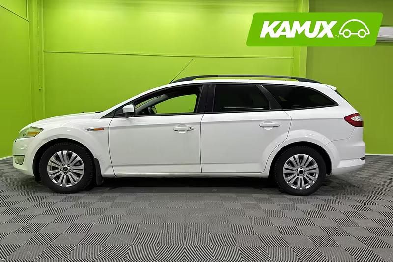 Käytetty Ford Mondeo Titanium 175 HP (128 kW) 2010 Sininen Viistoperä
