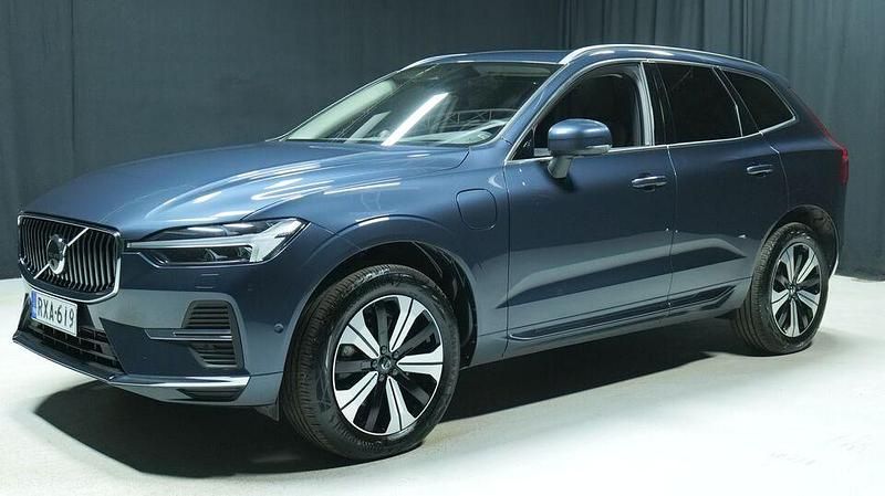 Sininen Käytetty 2025 Volvo XC60 Performance Katumaasturi | 59 900 € (Kallis) - Kuva 1/3
