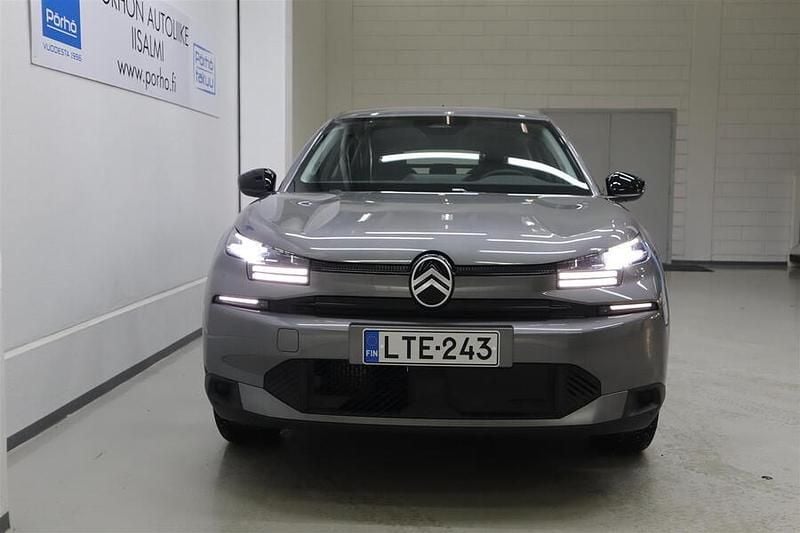 Uusi Citroën C4 146 HP (107 kW) 2025 Viistoperä