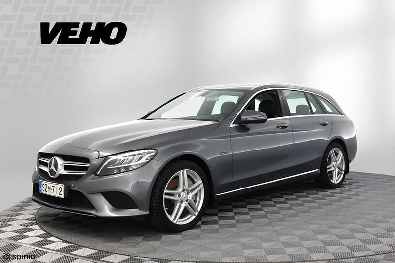 Käytetty 2020 Mercedes C300e Avantgarde Edition Farmari | 22 300 € (Perustarjous) - Kuva 1/4