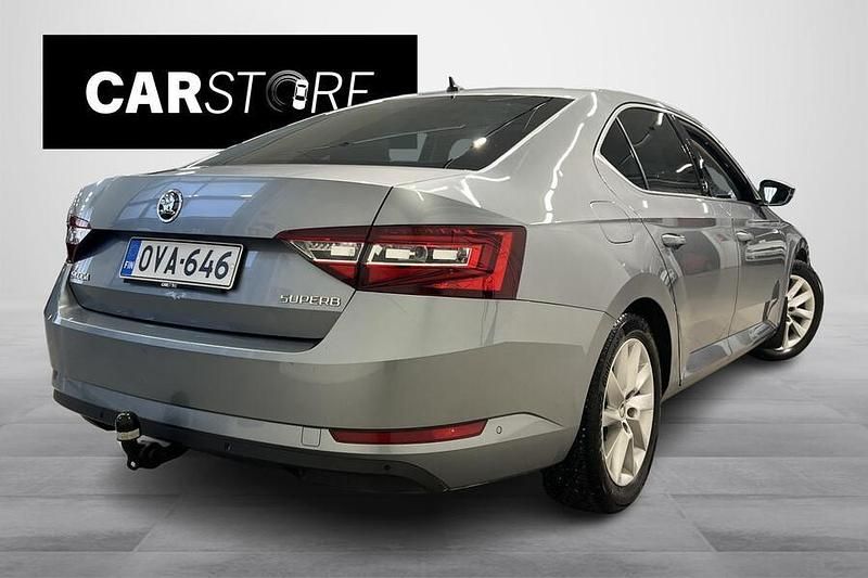 Käytetty Skoda Superb Elegance 150 HP (110 kW) 2017 Sedan
