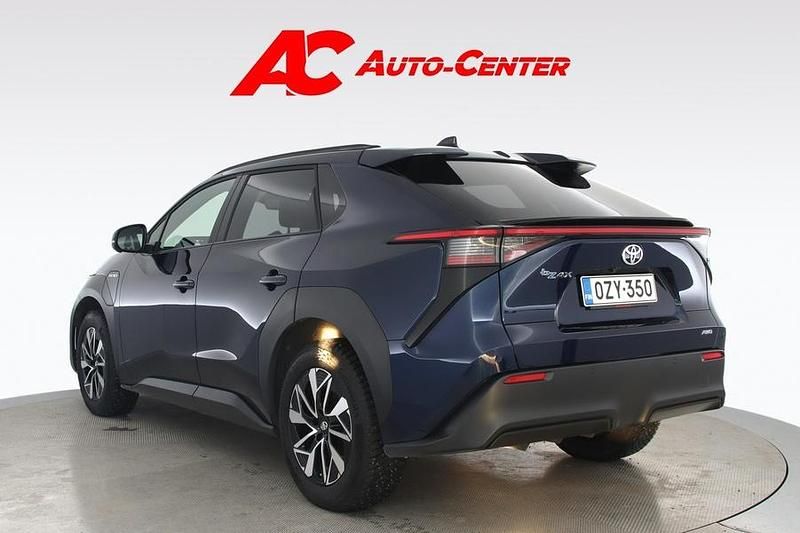 Käytetty Toyota bZ4X Style 50 kW (69 HP) 2023 Katumaasturi