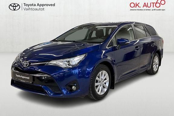 Sininen Käytetty 2018 Toyota Avensis Multidrive S Farmari | 18 600 € (Perustarjous) - Kuva 1/4