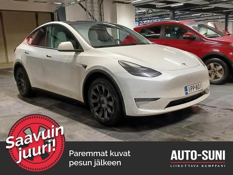 Käytetty 2021 Tesla Model Y Katumaasturi | 29 990 € (Perustarjous) - Kuva 1/3