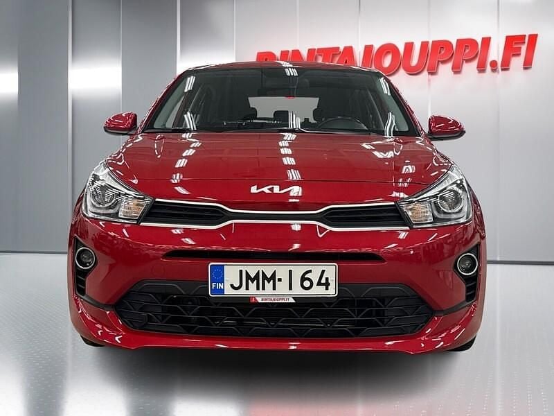 Käytetty Kia Rio LX 84 HP (61 kW) 2023 Punainen Viistoperä