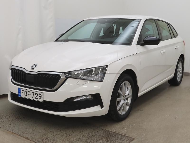 Valkoinen Käytetty 2020 Skoda Scala Ambition Viistoperä | 12 890 € (Kallis) - Kuva 1/3