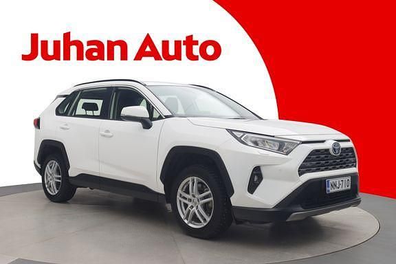 Valkoinen Käytetty 2023 Toyota RAV4 Edition Katumaasturi | 44 990 € (Kallis) - Kuva 1/4
