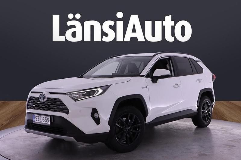 Käytetty 2022 Toyota RAV4 Executive Farmari | 38 390 € - Kuva 1/1