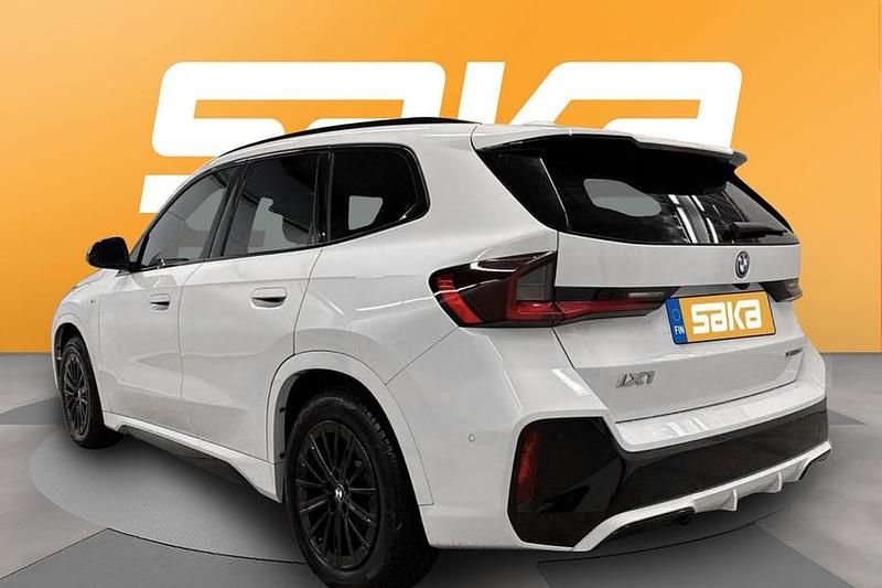 Käytetty BMW iX1 M Sport 230 kW (313 HP) 2023 Katumaasturi