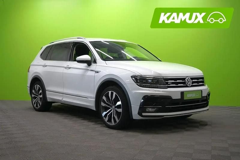 Valkoinen Käytetty 2021 VW Tiguan Allspace R-line Katumaasturi | 27 890 € (Perustarjous) - Kuva 1/4