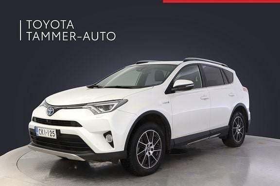 Valkoinen Käytetty 2016 Toyota RAV4 Style Katumaasturi | 20 880 € (Perustarjous) - Kuva 1/4