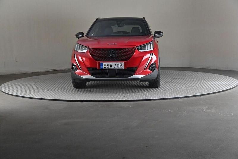 Käytetty Peugeot e-2008 GTi 100 kW (136 HP) 2021 Katumaasturi