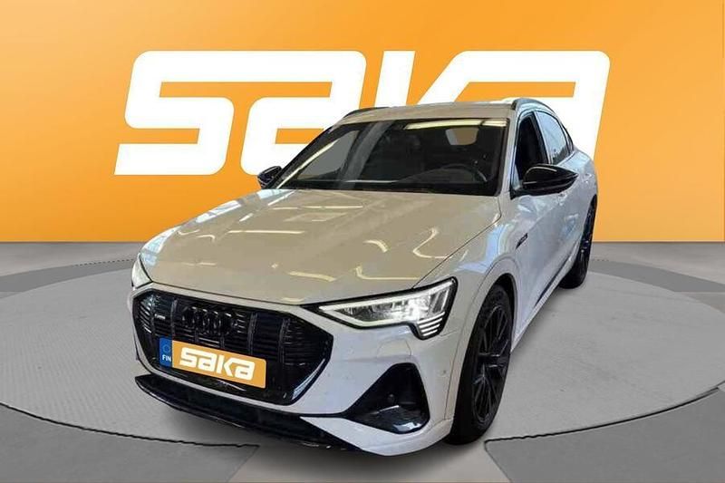 Käytetty 2023 Audi e-tron Sportback S-Line Katumaasturi | 37 900 € (Perustarjous) - Kuva 1/4