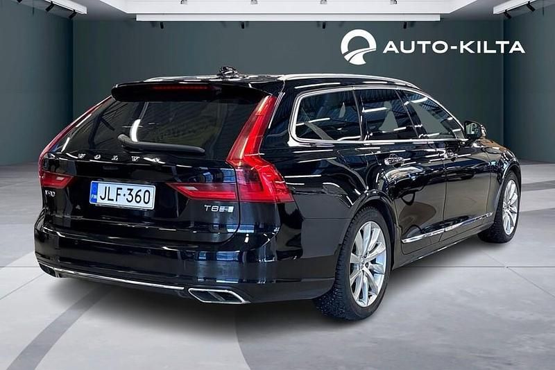 Käytetty Volvo V90 Inscription 303 HP (222 kW) 2018 Musta Farmari