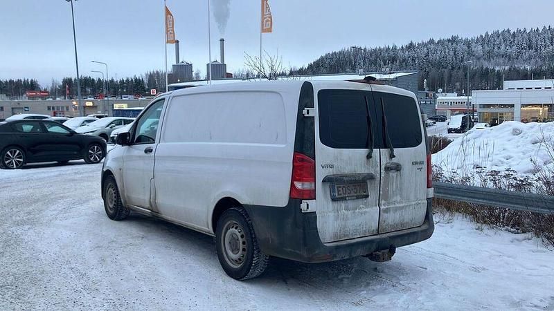 Käytetty Mercedes Vito 88 HP (64 kW) 2017 Van