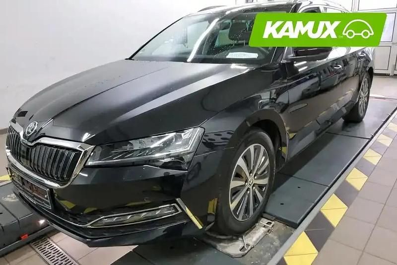 Käytetty Skoda Superb Style 218 HP (160 kW) 2023 Musta Farmari
