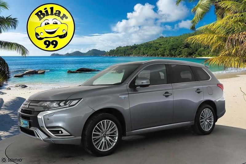 Käytetty Mitsubishi Outlander P-HEV 224 HP (164 kW) 2020 Katumaasturi